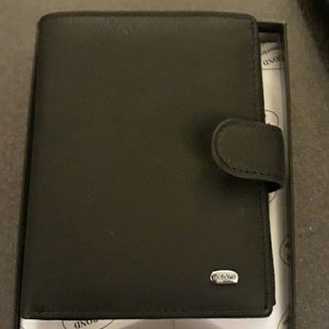 Dr Bond leather wallet